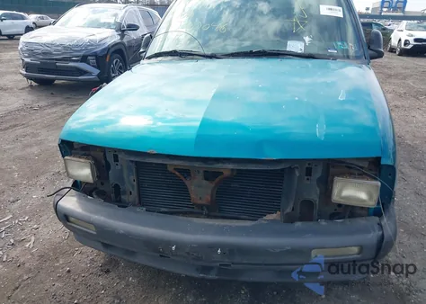 1995 Chevrolet Blazer из США, поврежденный, VIN 1GNCT18WXS2146262